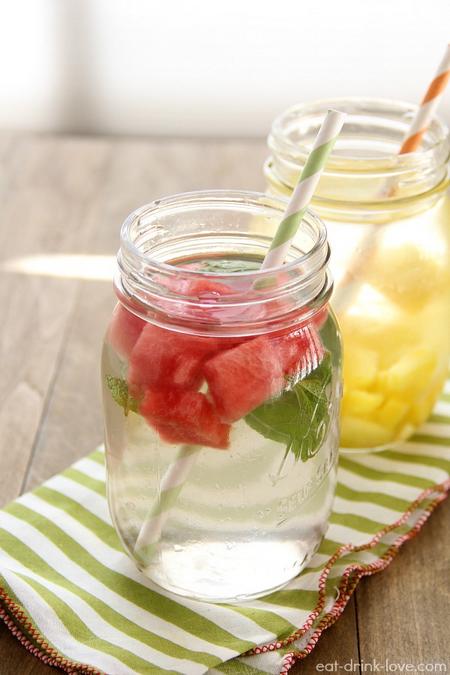 Água alcalina com sabor: refrescante e gostosa.